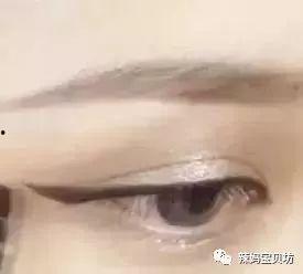 画眼线教程视频初学者,新手必看！眼线教程视频概述